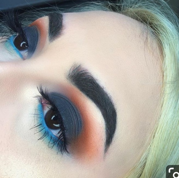 💎Host Pick💎🌟💙KEY LARGO Medusa Matte Eye Single NWT - Picture 4 of 8